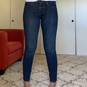 BANANA REPUBLIC skinny